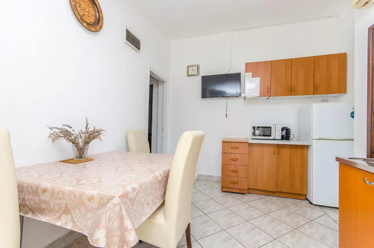 Apartments Zdenko Vir